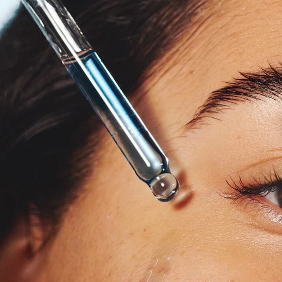 HERBIVORE BOTANICALS Lapis Balancing Facial Oil - Picture 2 of 10